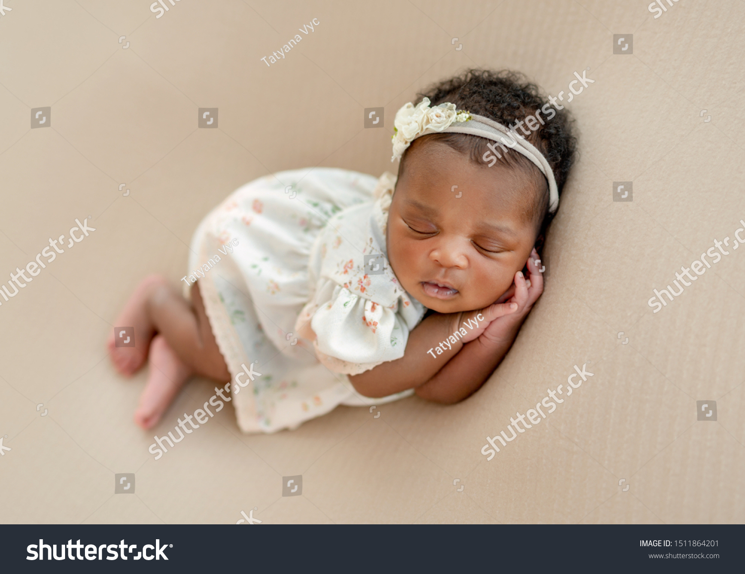 baby sleeping on side newborn