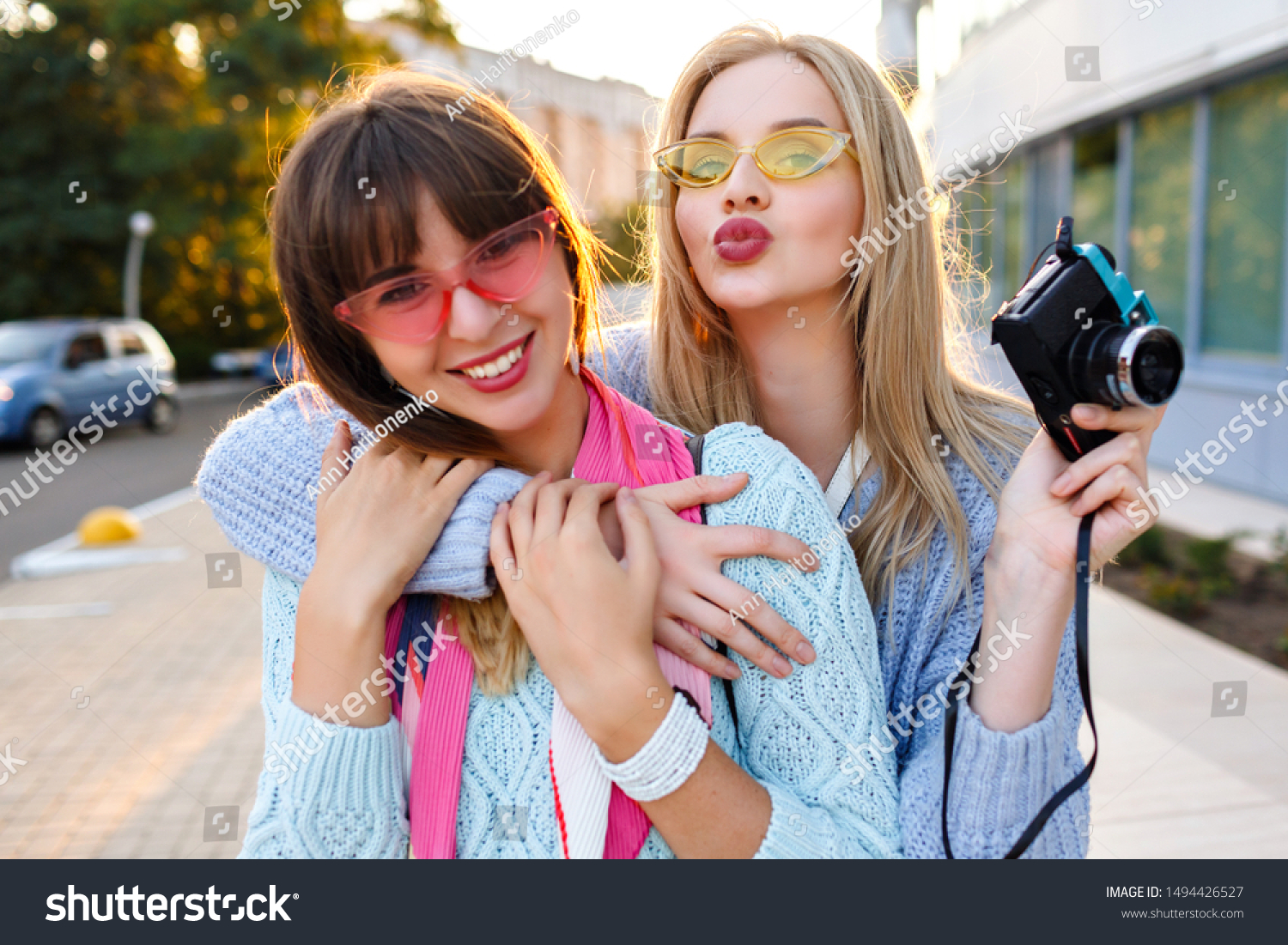 teen lesbian cam girls