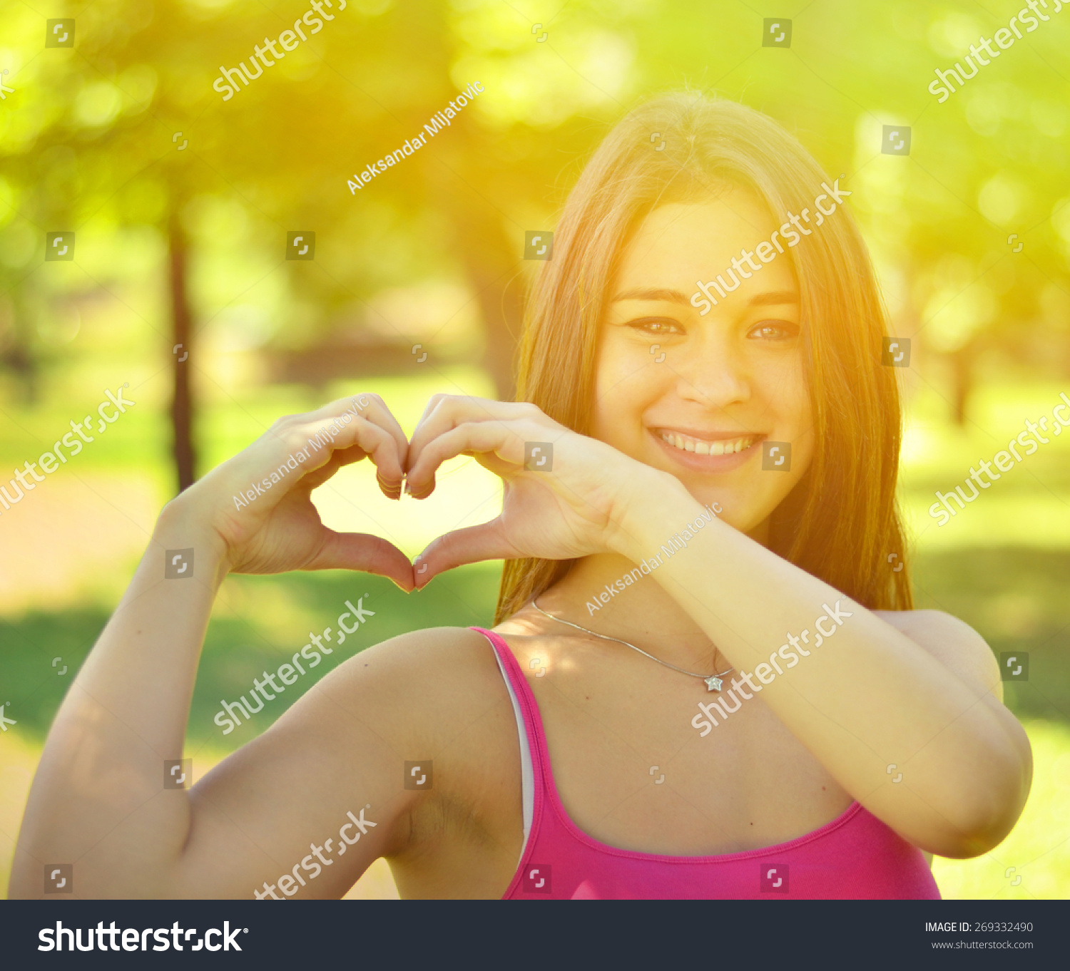 teen girls makeing love Mariska hargity and fakes or nudes
