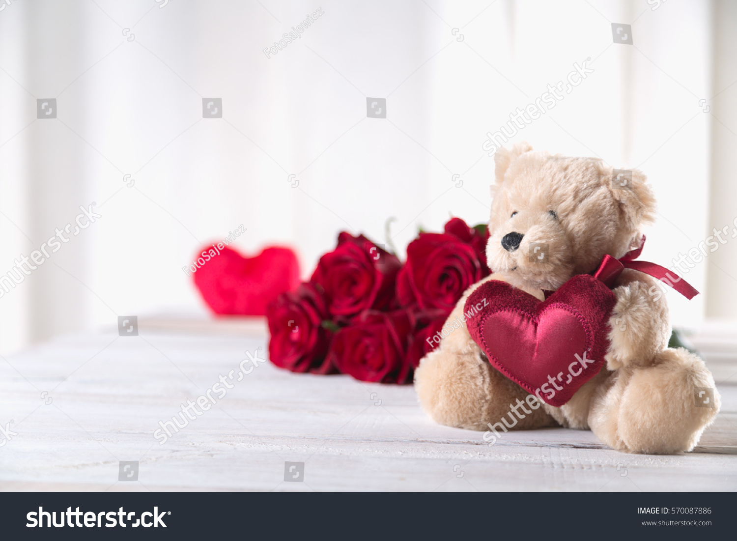 valentines teddy bear roses