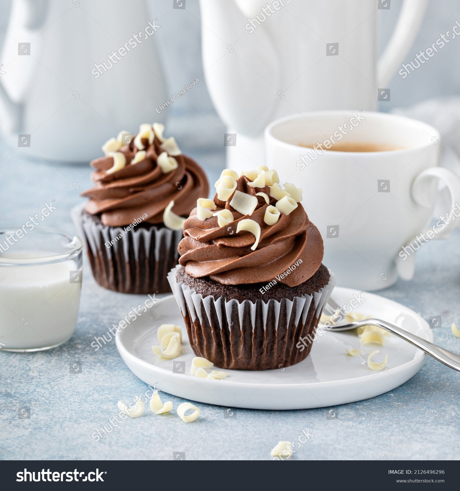 12,261 Cream curl Stock Photos, Images & Photography | Shutterstock