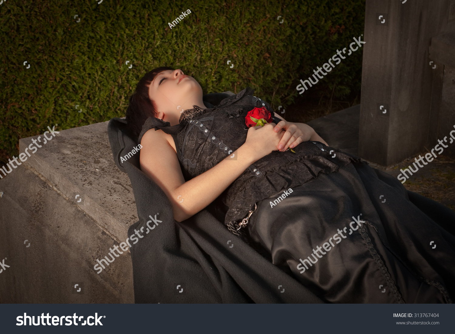 Dead Gothic Young Woman Lying On Stock Photo (Edit Now) 313767404