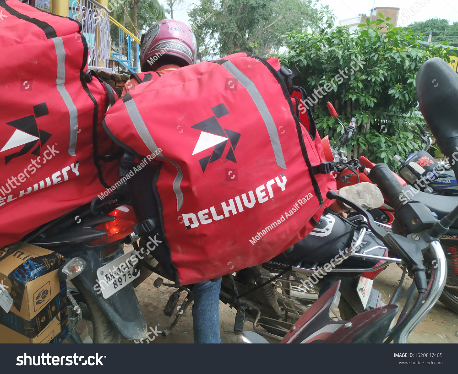 delhivery-delivery-company-delhivery-logistic-company-stock-photo