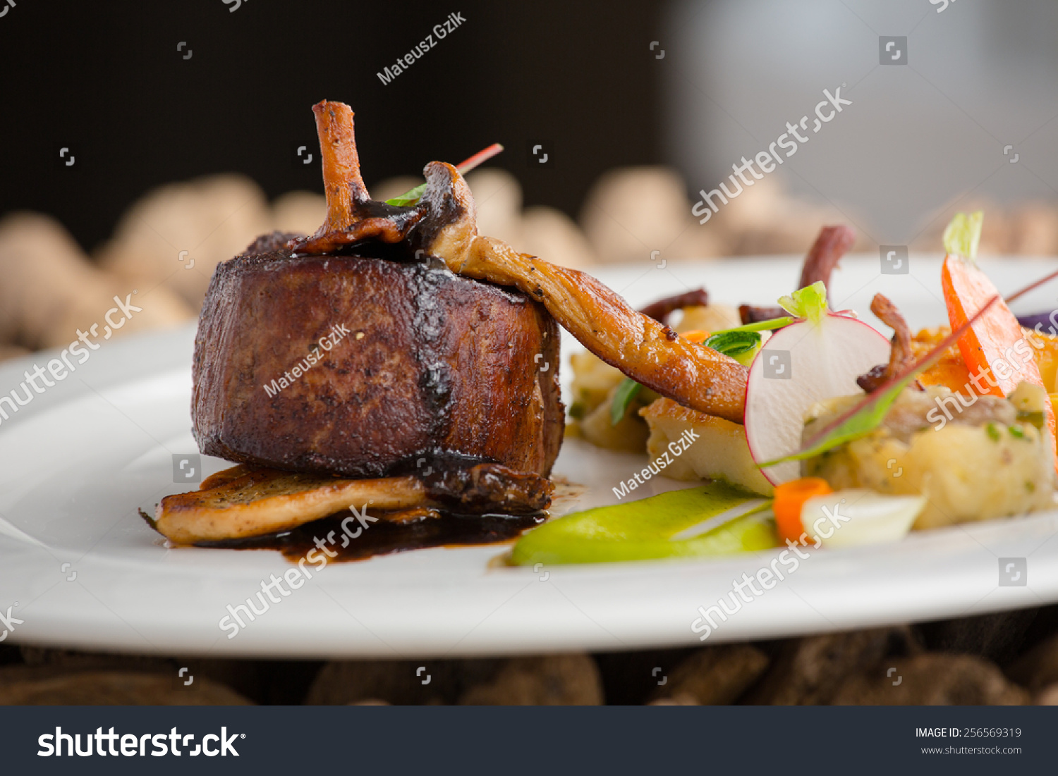 11,905 Steak fine dining Images, Stock Photos & Vectors | Shutterstock