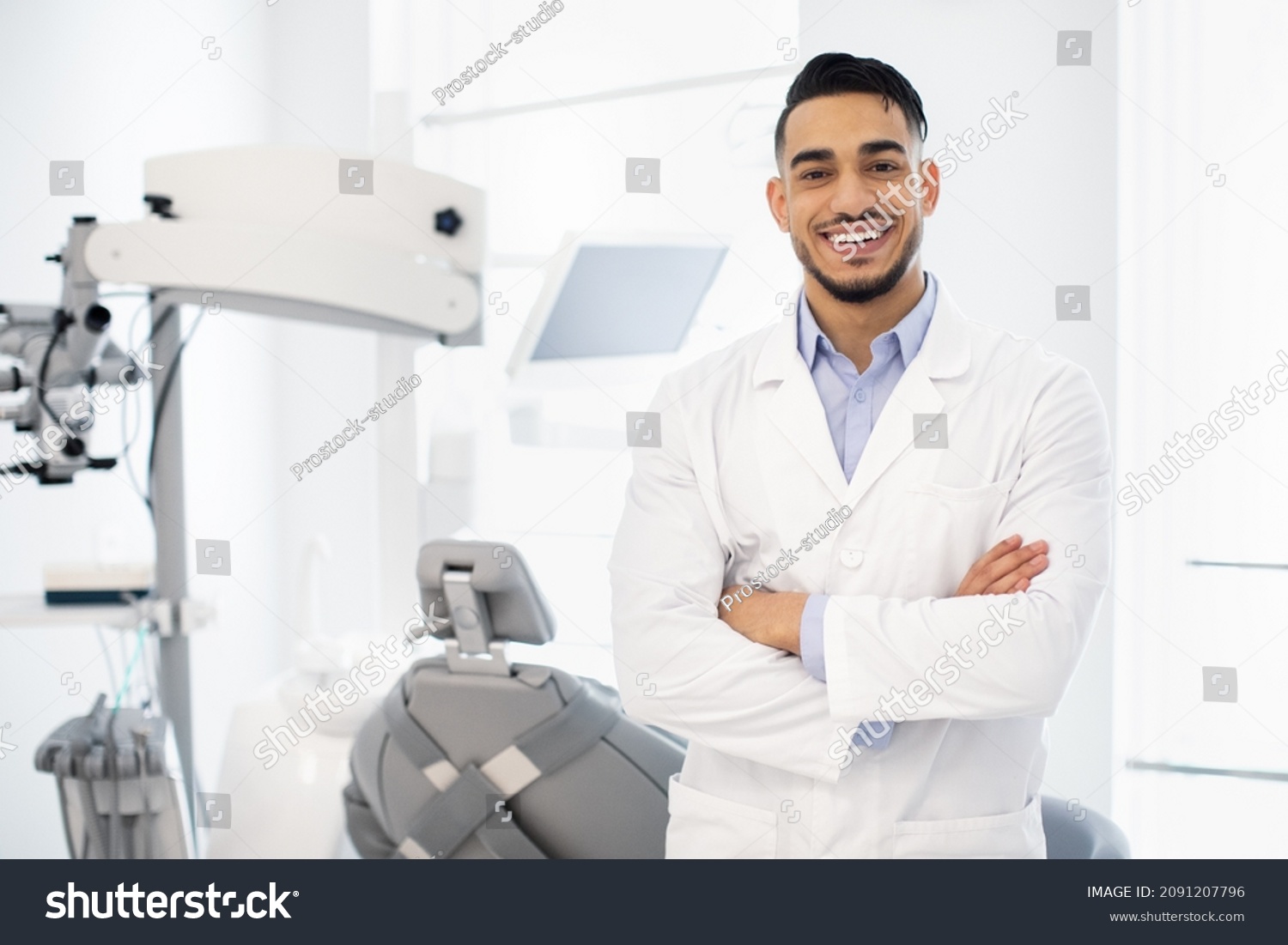 1,535 Muslim dentist Stock Photos, Images & Photography | Shutterstock