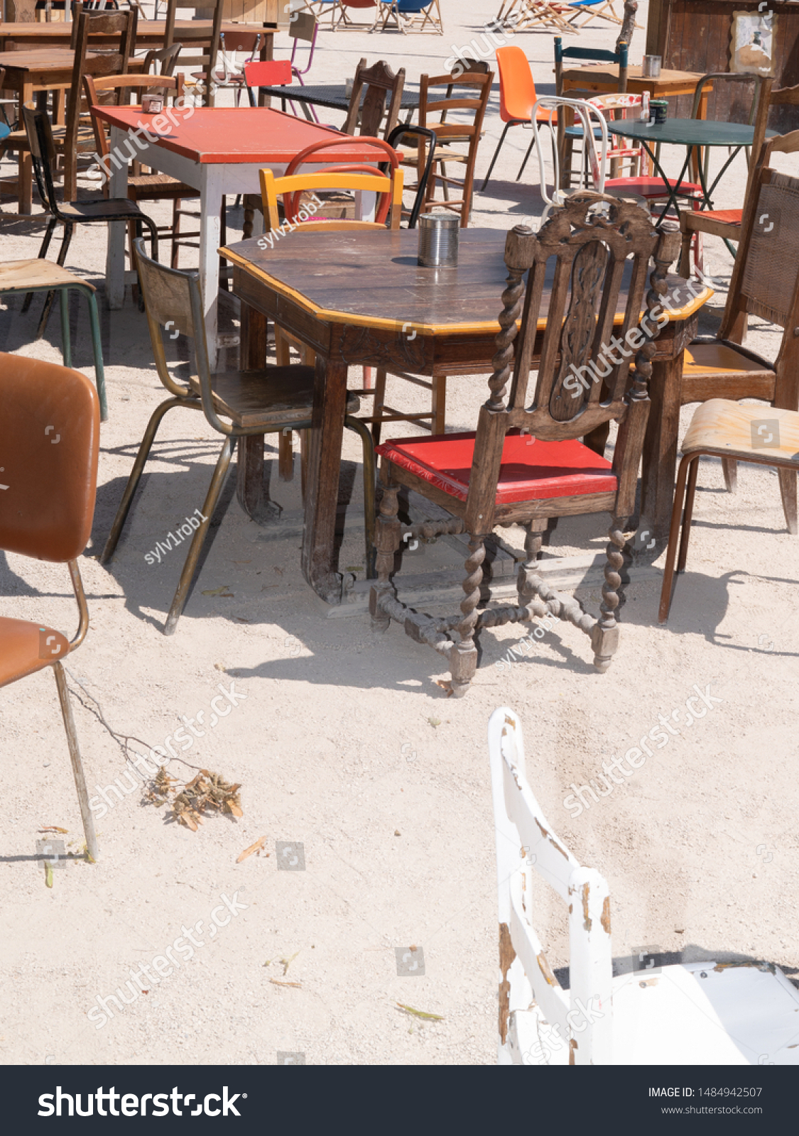 second hand table and chairs for restaurants