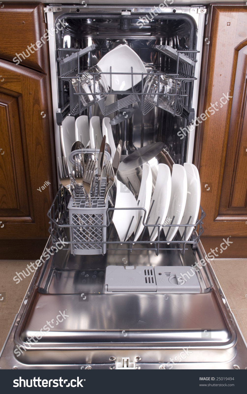 Dishwasher Full Dishes Open Door Put Stock Photo 25019494 - Shutterstock