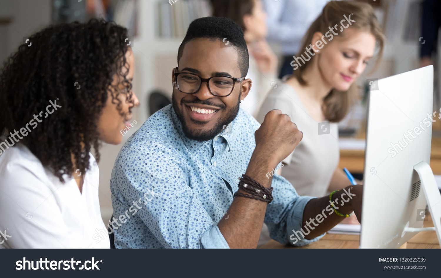 53,607 Black coworkers Images, Stock Photos & Vectors | Shutterstock