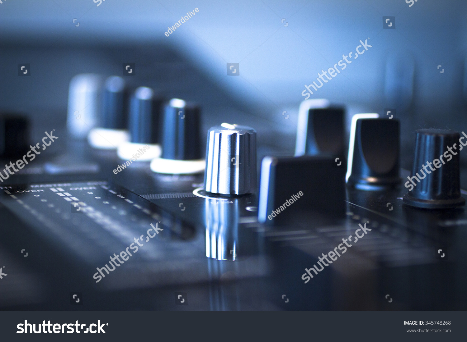 Dj Console Cd Mp4 Deejay Mixing Stock Photo Edit Now 345748268