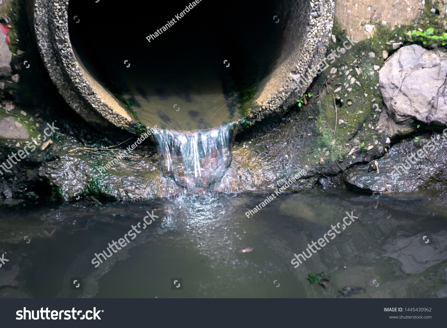 16,562 Drains to river Images, Stock Photos & Vectors | Shutterstock