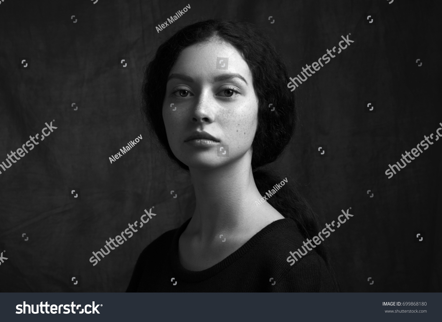 Dramático Retrato Preto E Branco De Foto Stock 699868180 Shutterstock