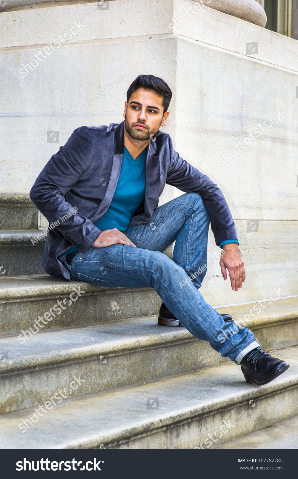 dark blue jeans with black shoes