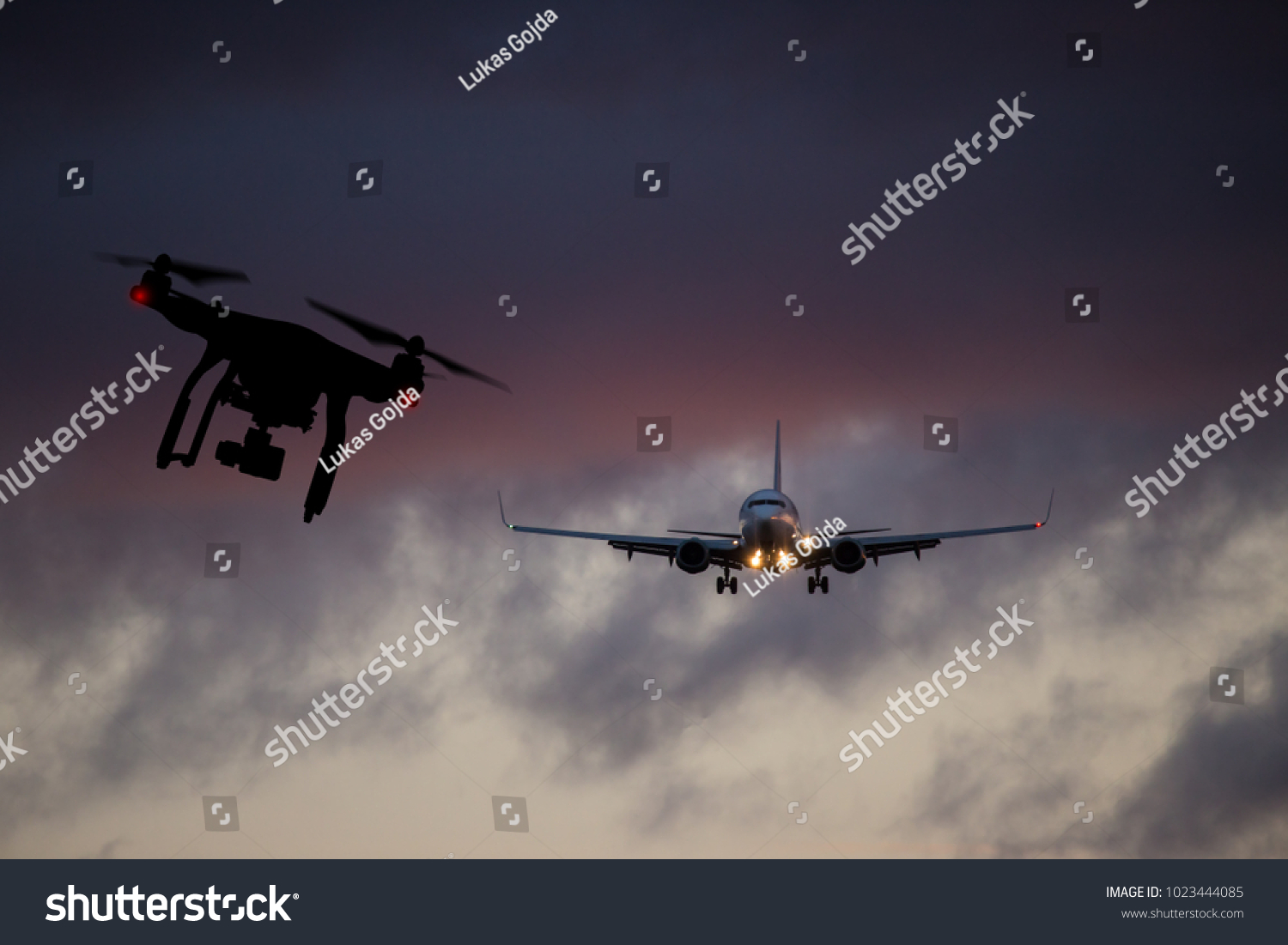 27,014 Planes And Drone Images, Stock Photos & Vectors | Shutterstock