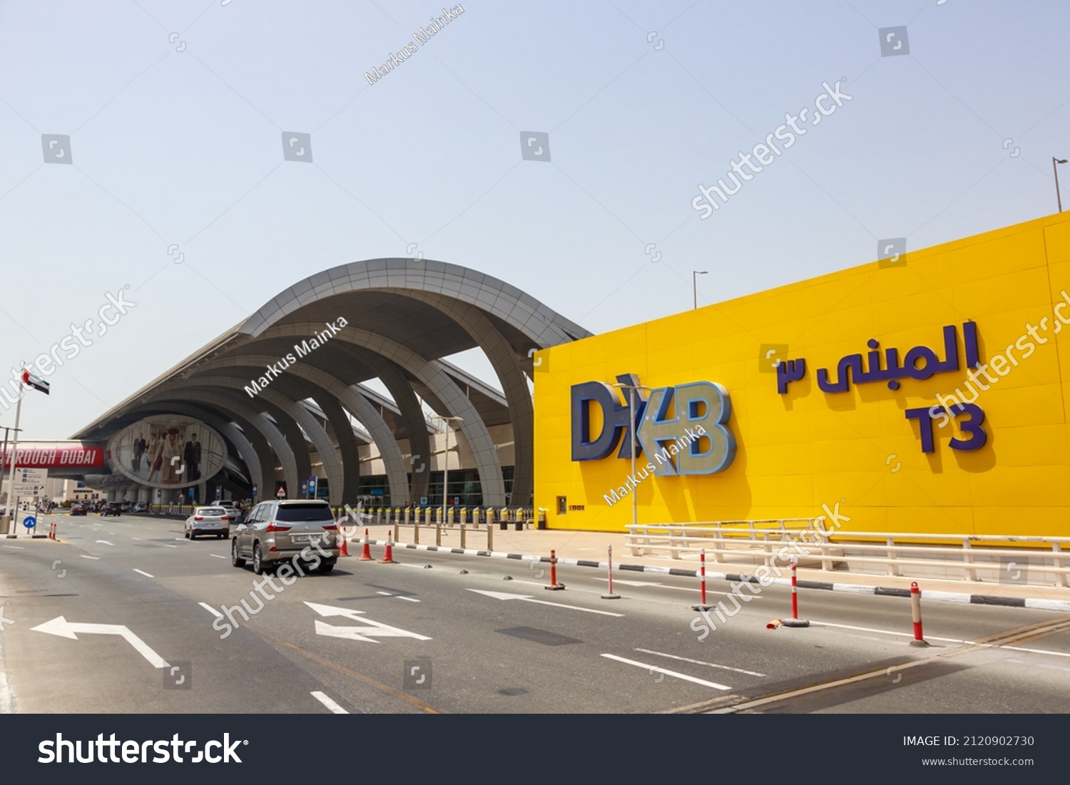 16,705 Terminal 3 Images, Stock Photos & Vectors | Shutterstock