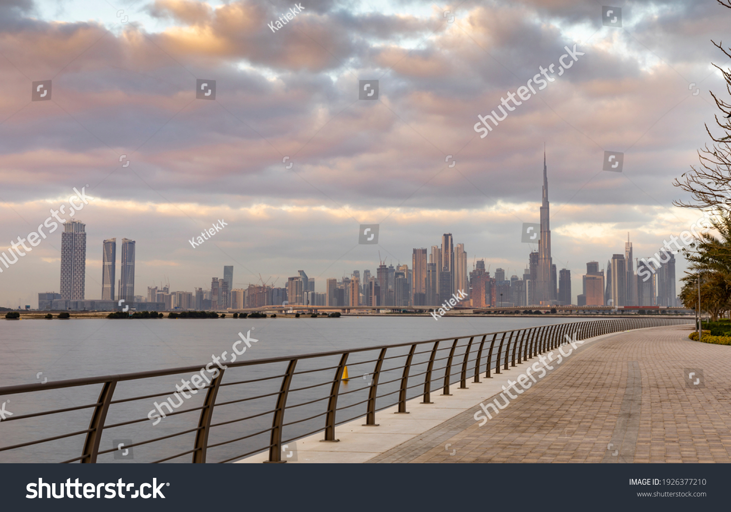 52 Al Jaddaf Images, Stock Photos & Vectors 