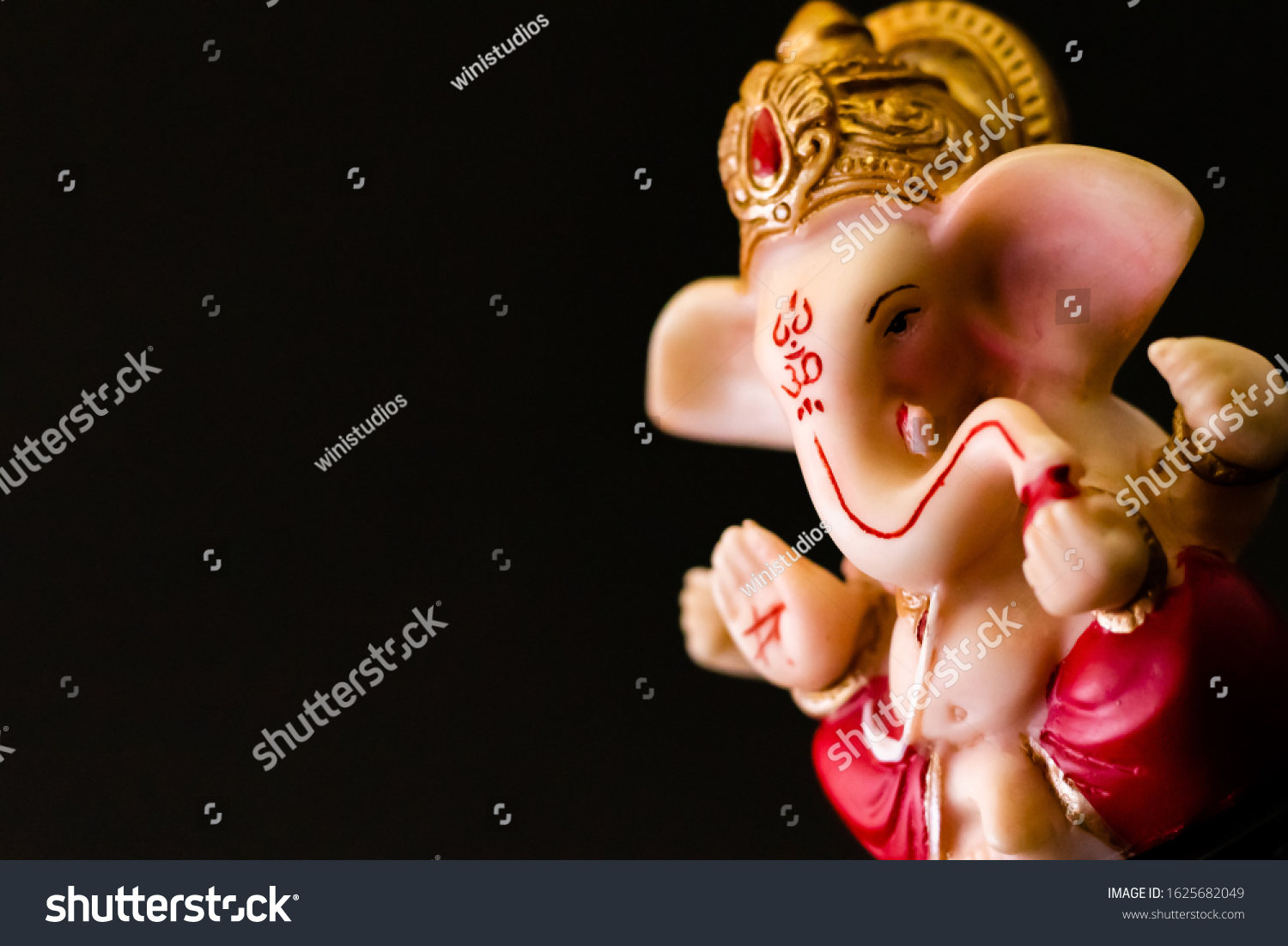 8 Ganesha c Images, Stock Photos & Vectors | Shutterstock