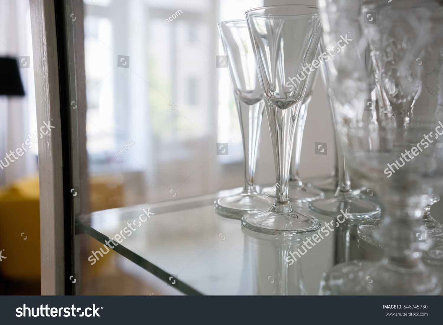 conical champagne flutes