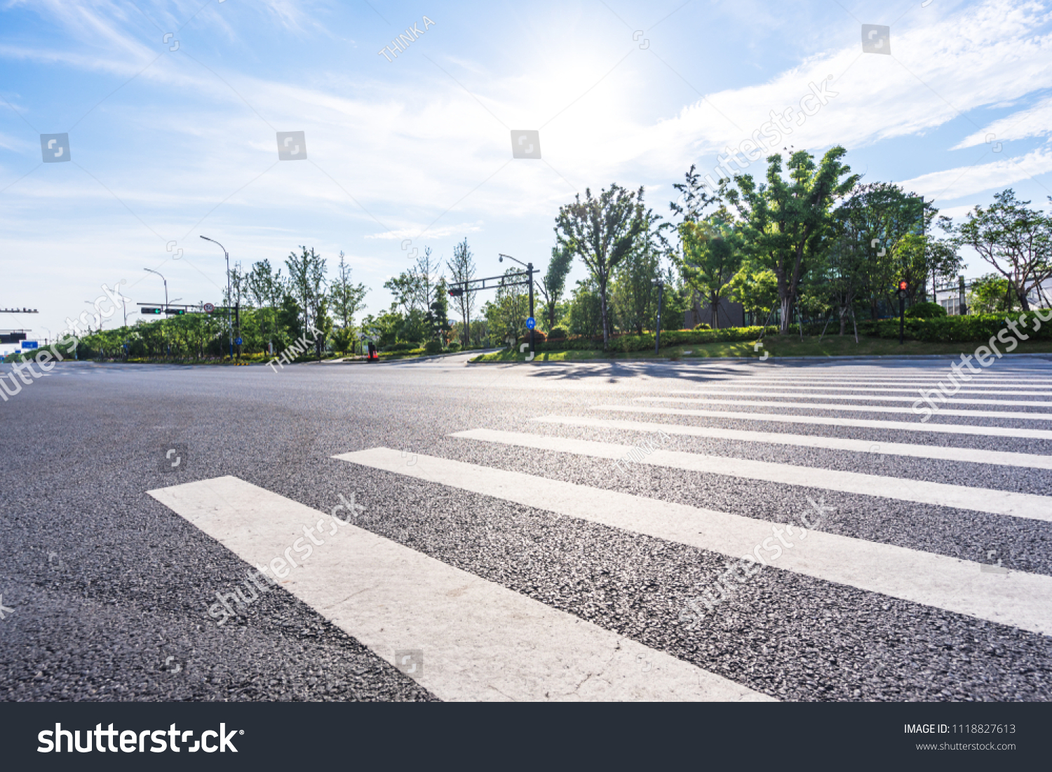 Empty Asphalt Road Panoramic City Skyline Stock Photo 1118827613 ...