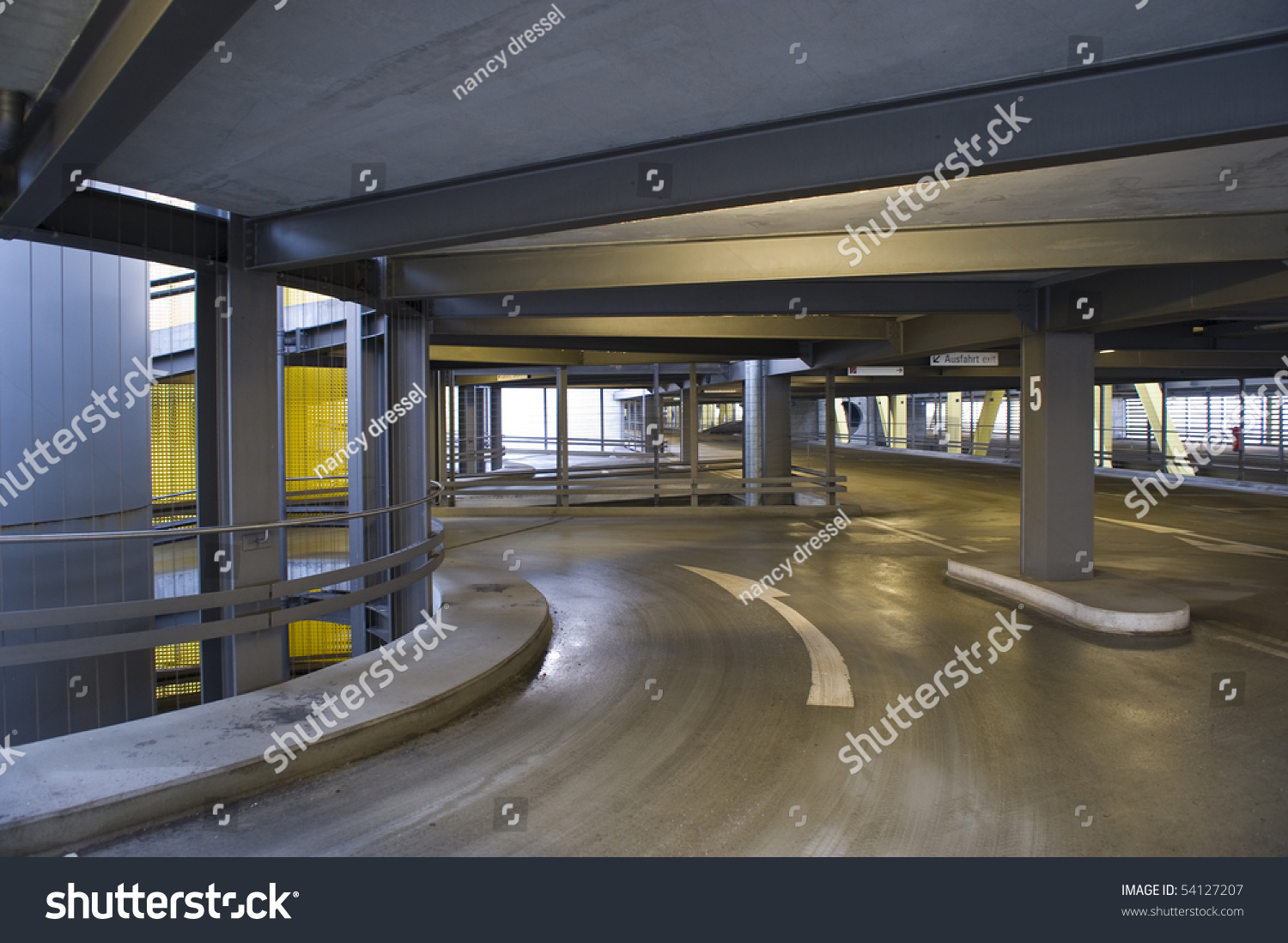 Empty Circular Parking Garage Ramp At Airport Stock Photo 54127207 ...