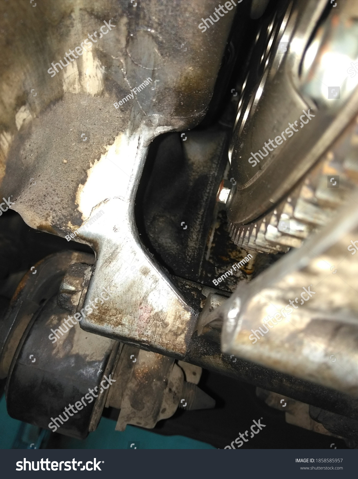 Engine Oil Leak Rear Crankshaft Seal Stock Photo 1858585957 Shutterstock