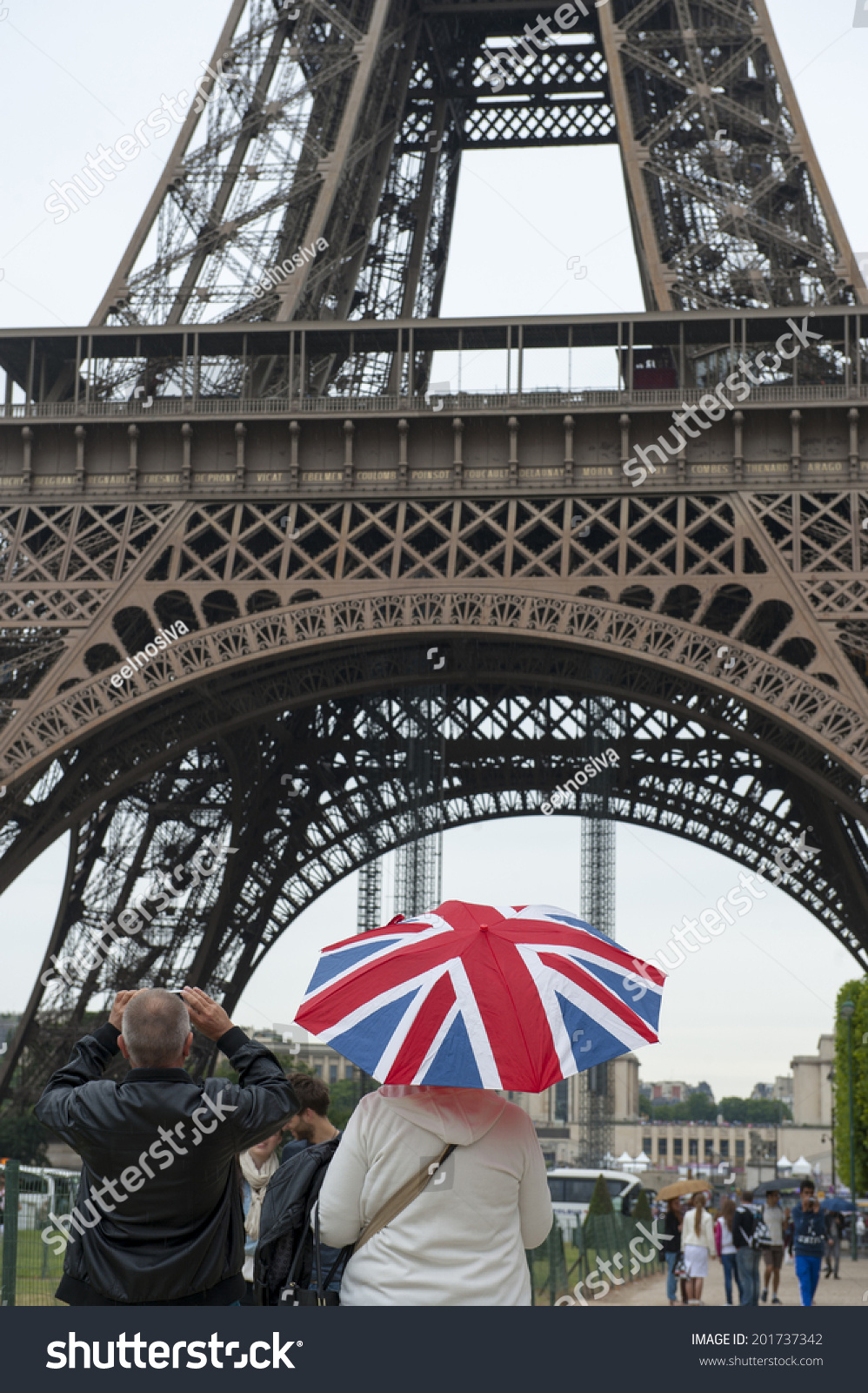 English Tourists Paris Photographing Eiffel Tower Stock Photo Edit Now