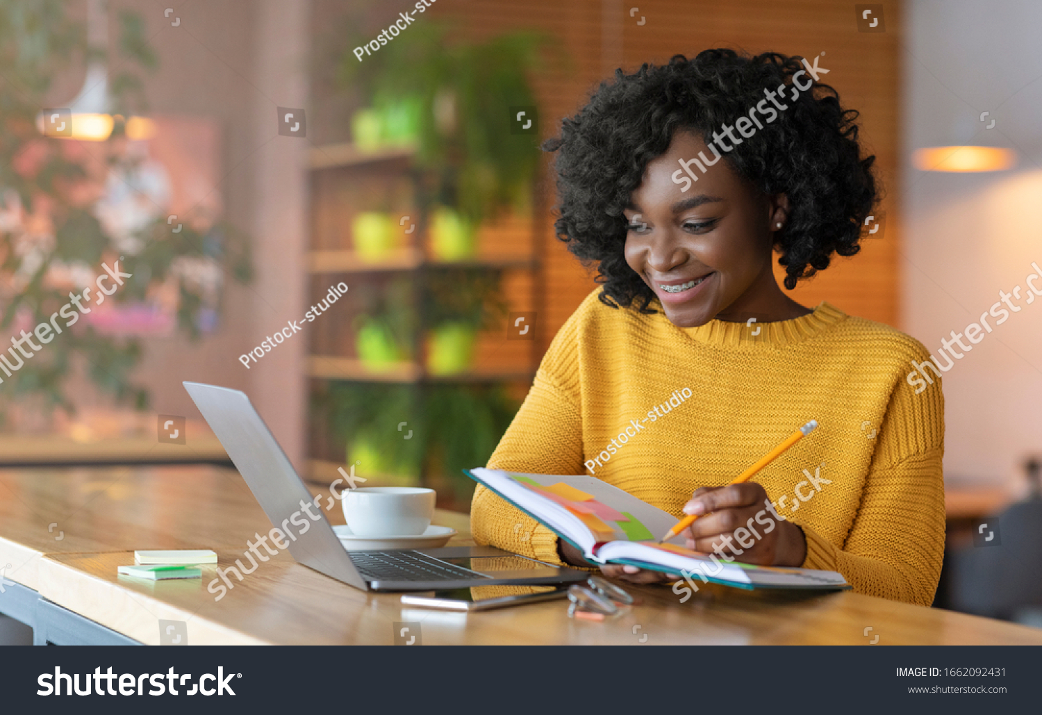 39,490 Black girl writing Images, Stock Photos & Vectors | Shutterstock