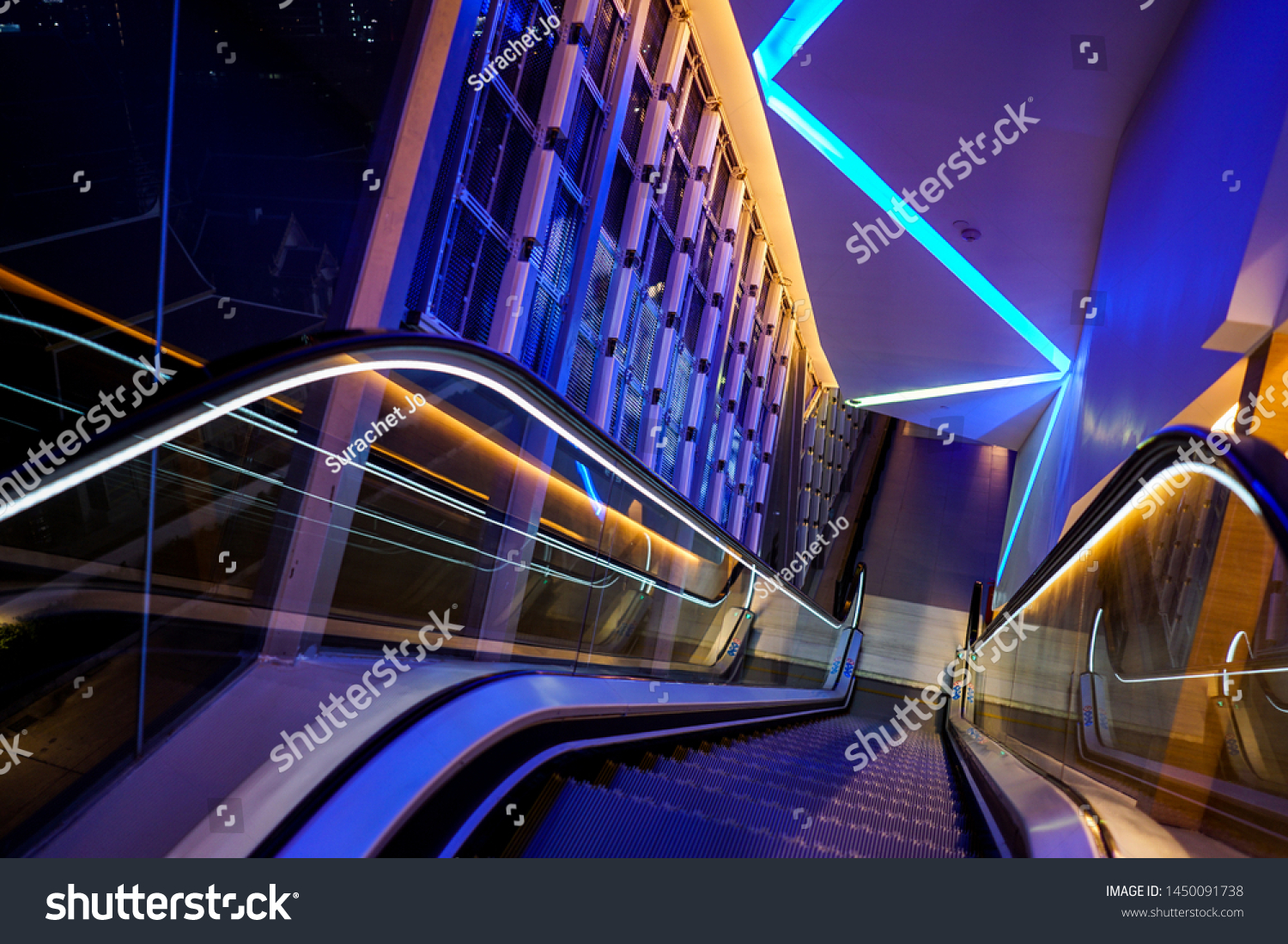 31,452 Escalator abstract Images, Stock Photos & Vectors | Shutterstock