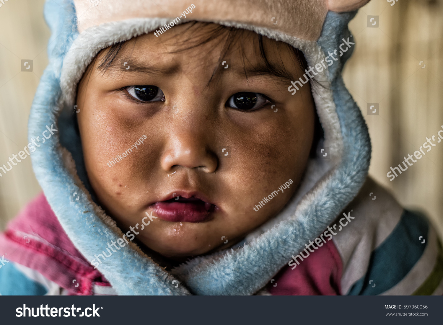 Esquimau Enfant Eskimo Confondu Enfant Inuit Photo De Stock Modifiable