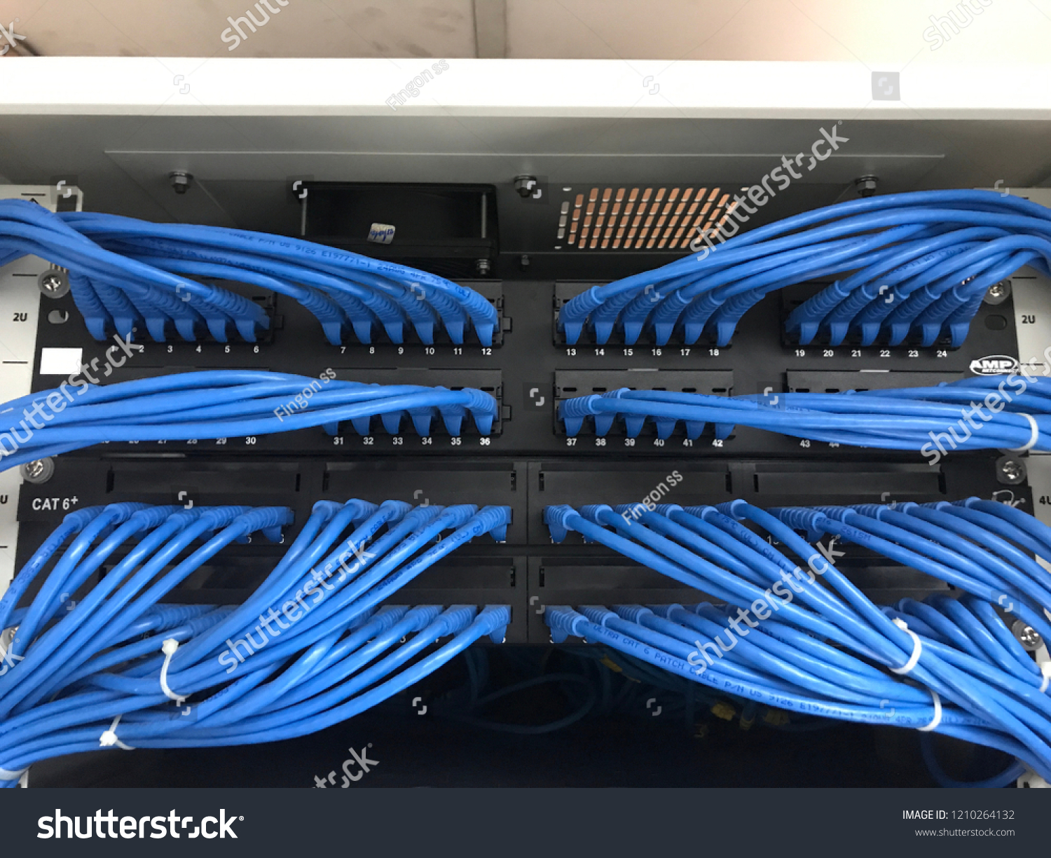 server rack patch panel