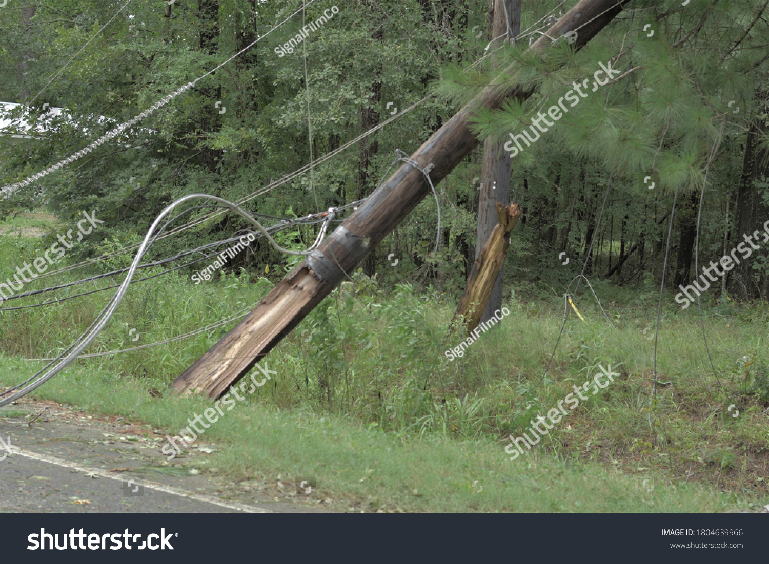 storm eunice heathrow Escapes