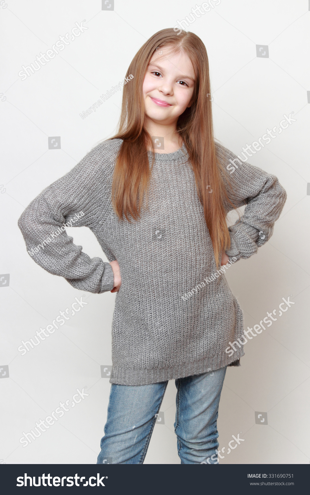 girls wear sweater