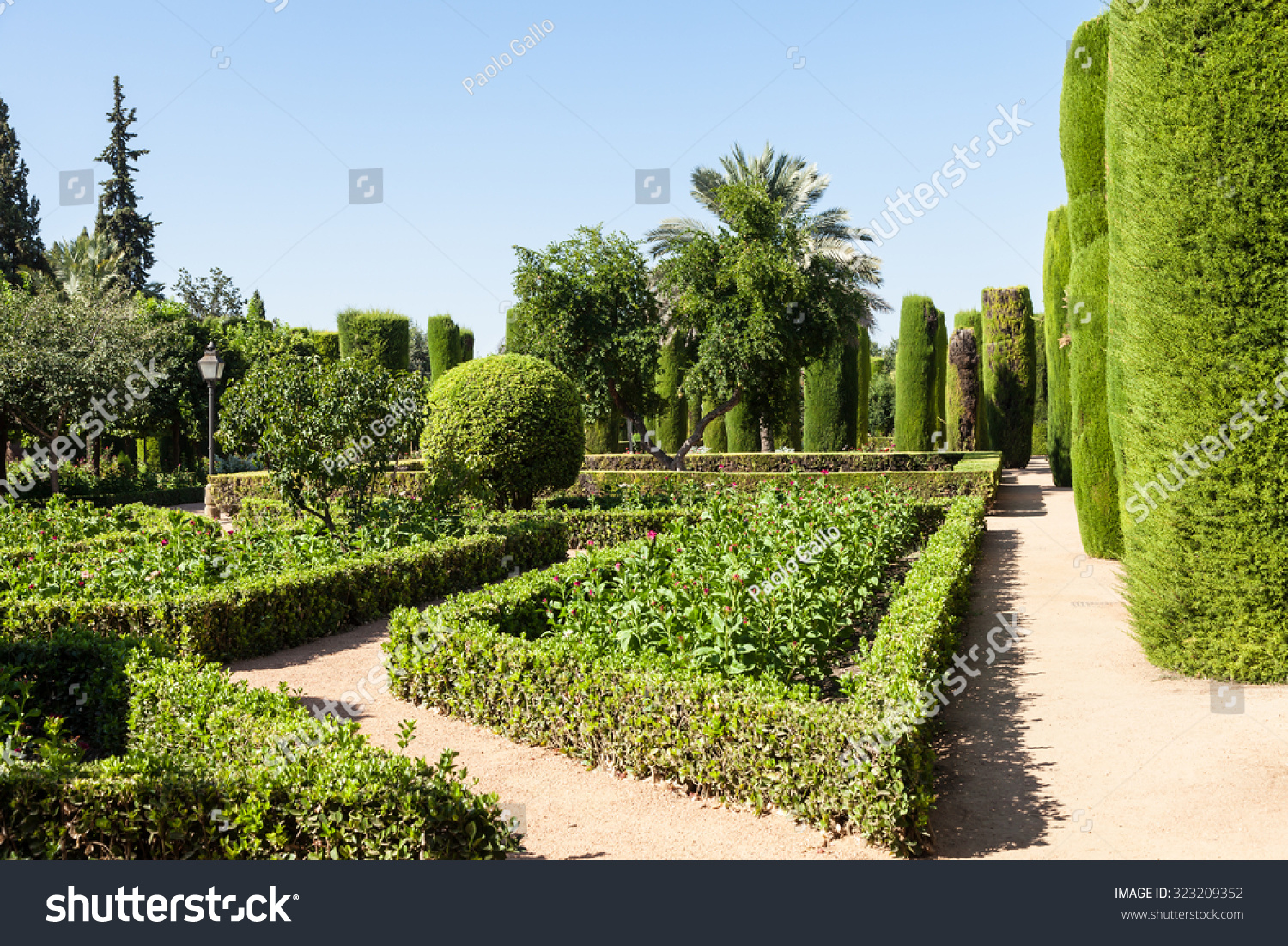 Example Italian Garden Design During Spring Stock Photo 323209352