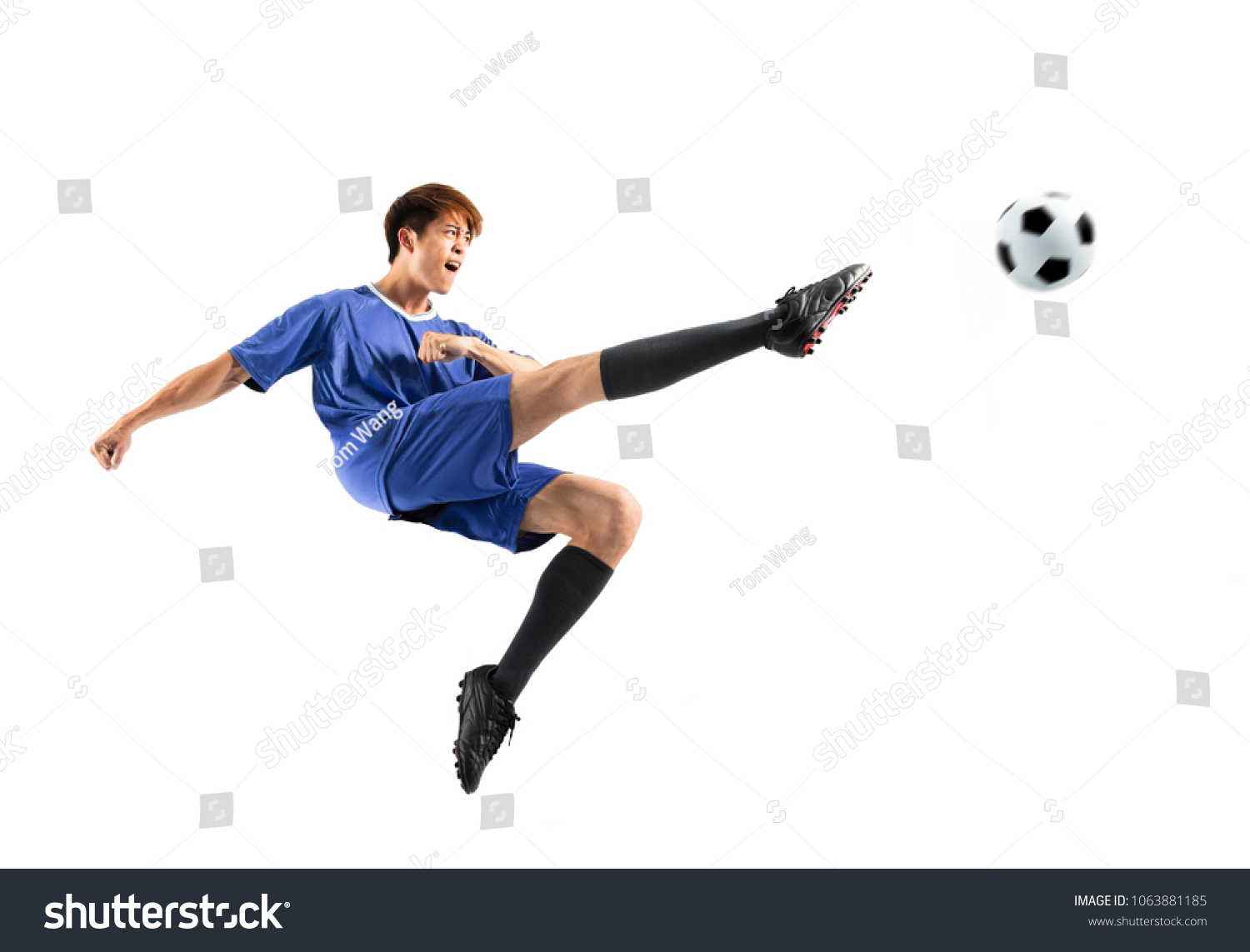 20,030 Asian football player Stock Photos, Images & Photography ...