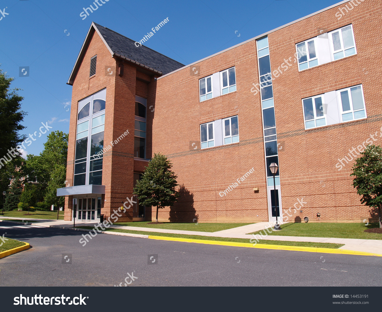 Exterior Of A Modern Brick Building On A College Campus Stock Photo ...