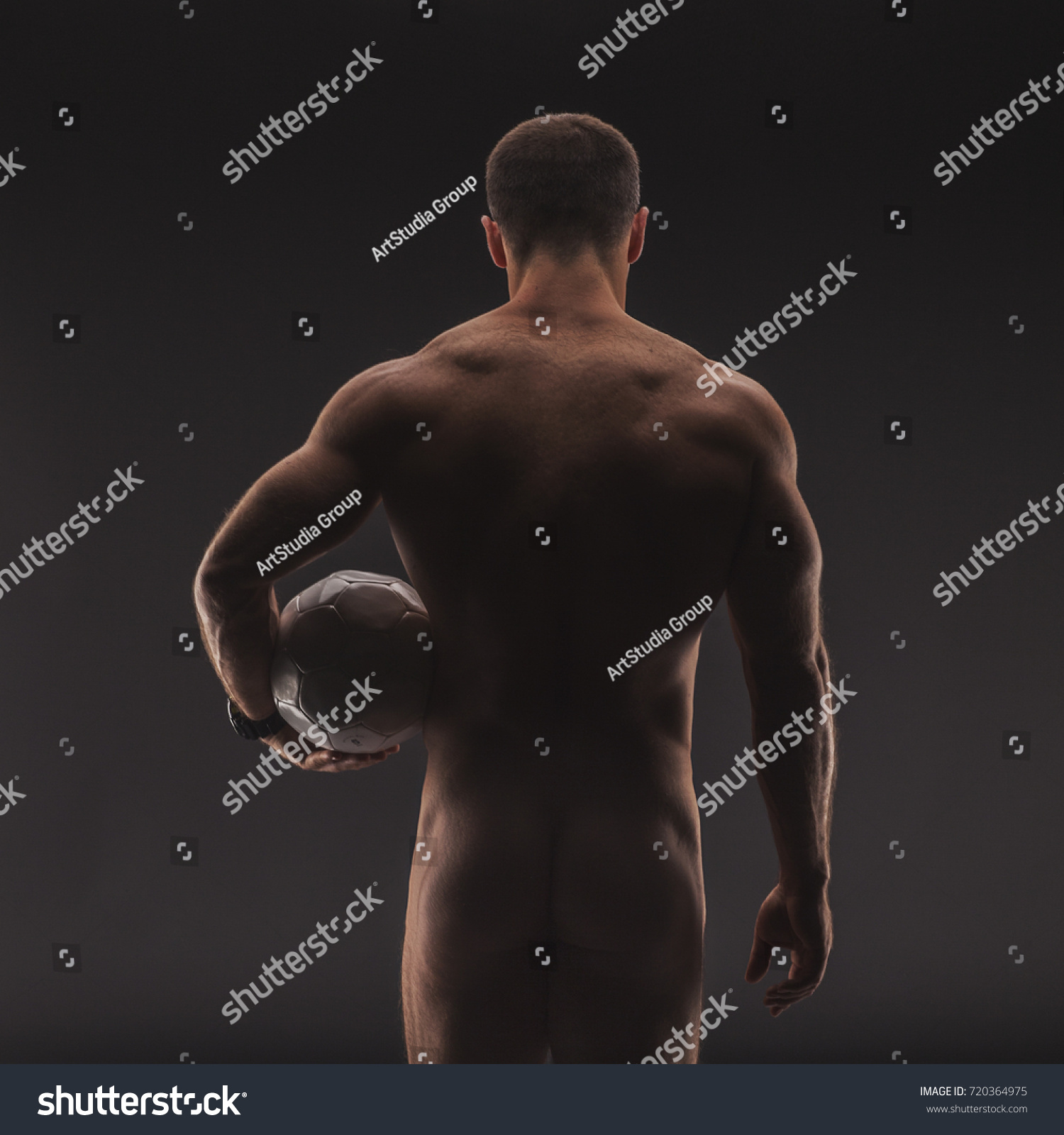 Strong sexy naked men