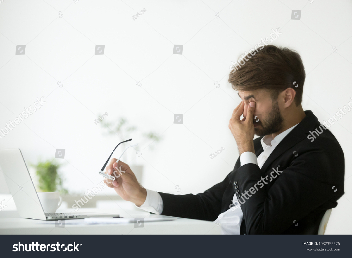 긴장 이미지 스톡 사진 및 벡터 Shutterstock 