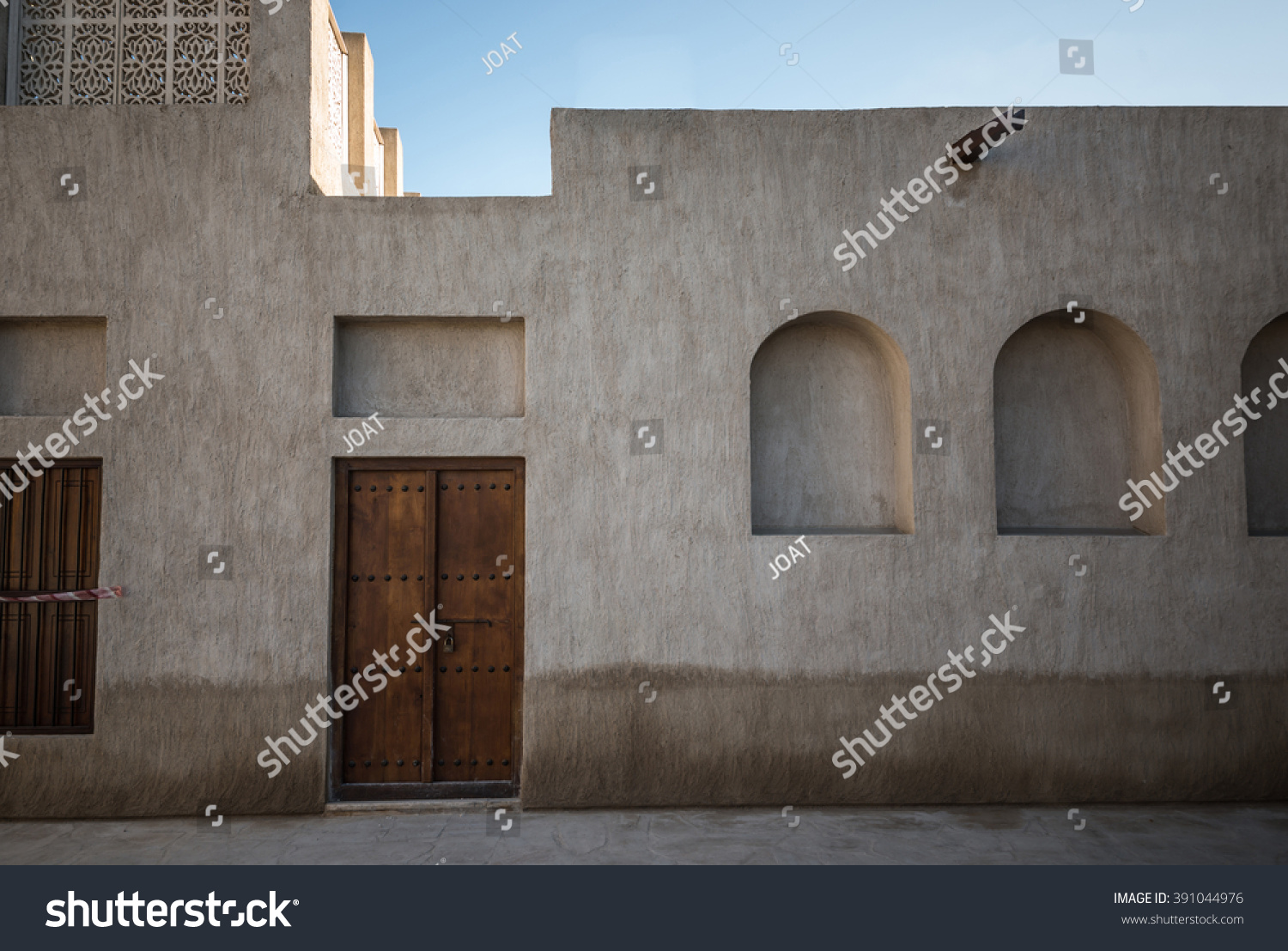 Facade Old Arabic House Old Arabian Stock Photo (Edit Now) 391044976