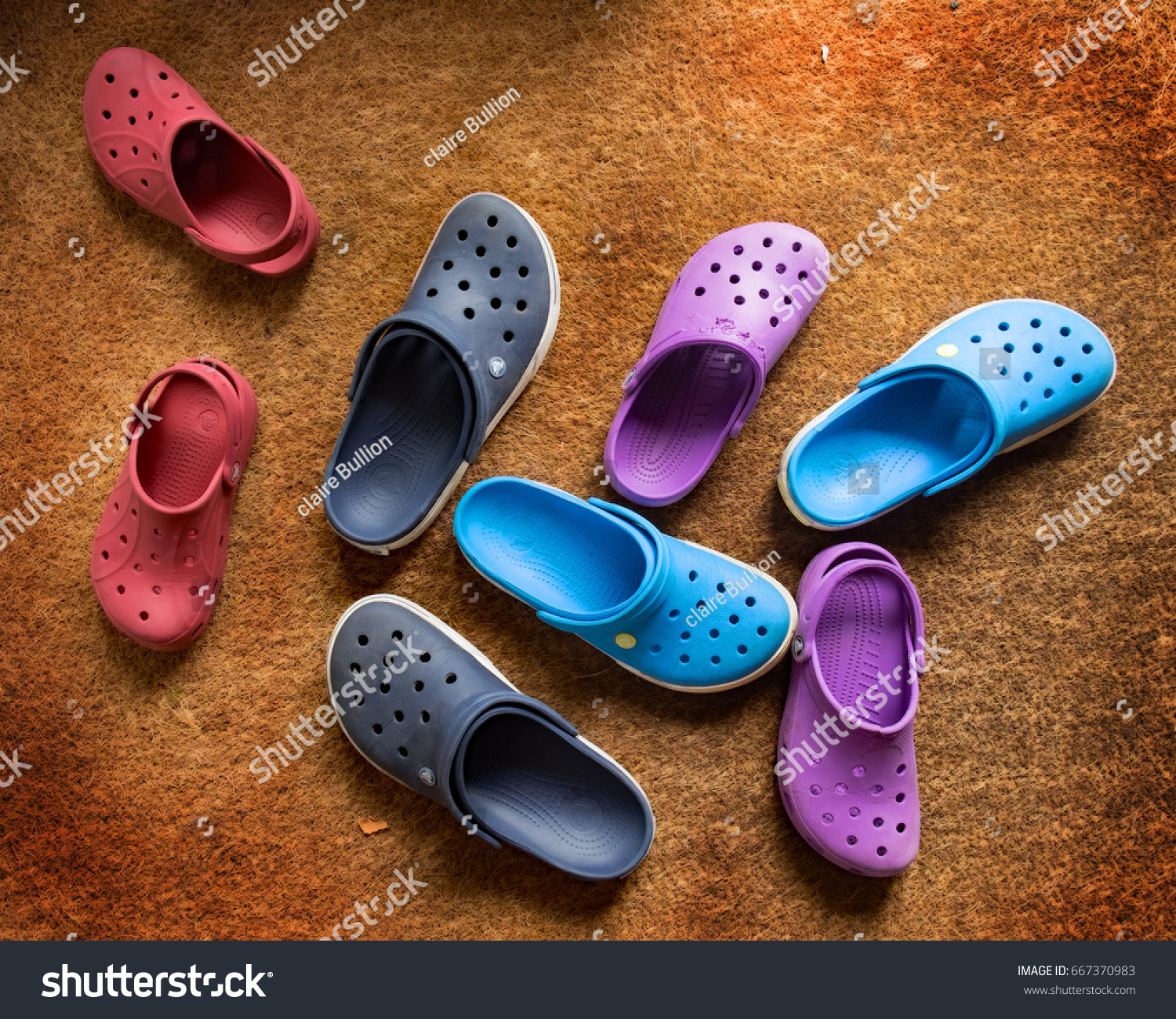 crocs family