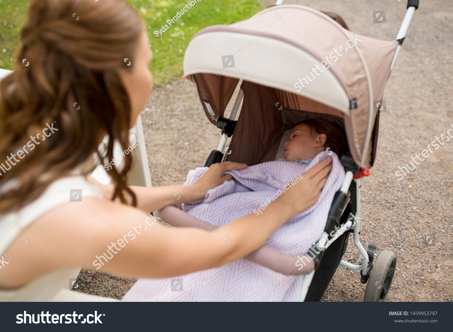 cover stroller with blanket