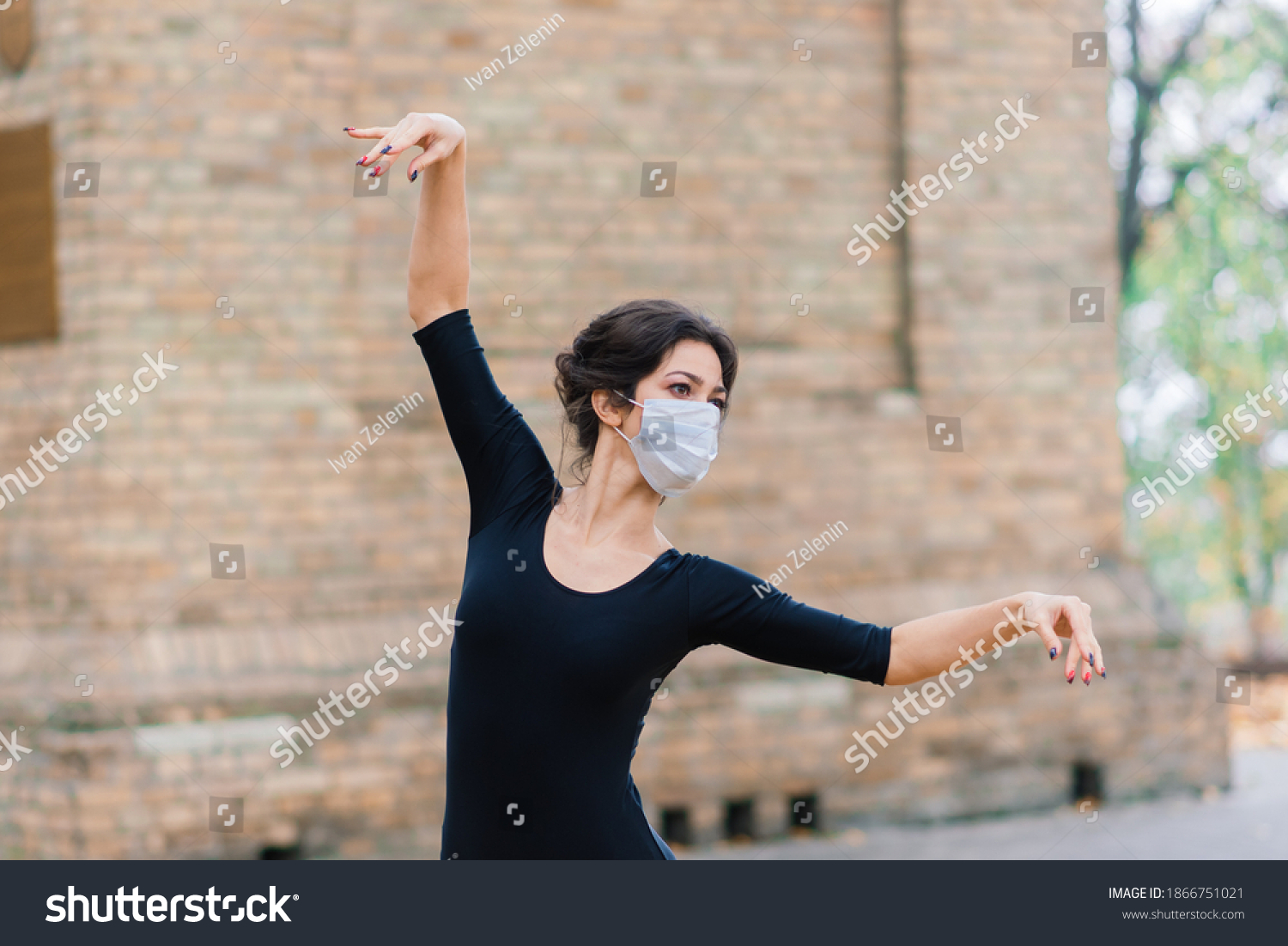 masked dancer uk Off
