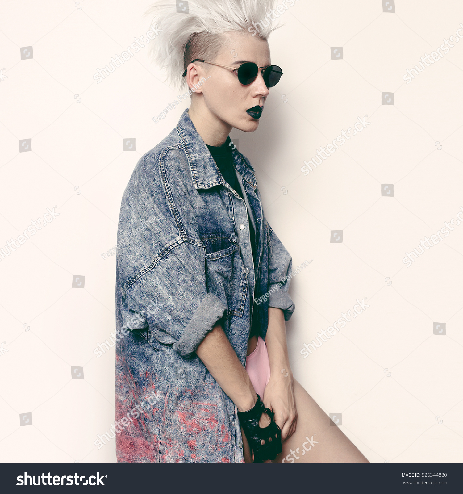 Fashionable Denim Shirt Stylish Blonde Short Stock Photo 526344880 ...