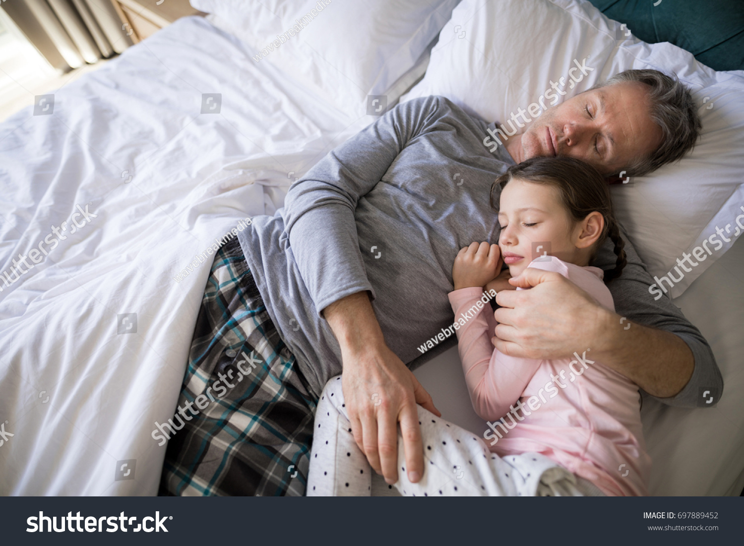 father sex daughter while sleeping