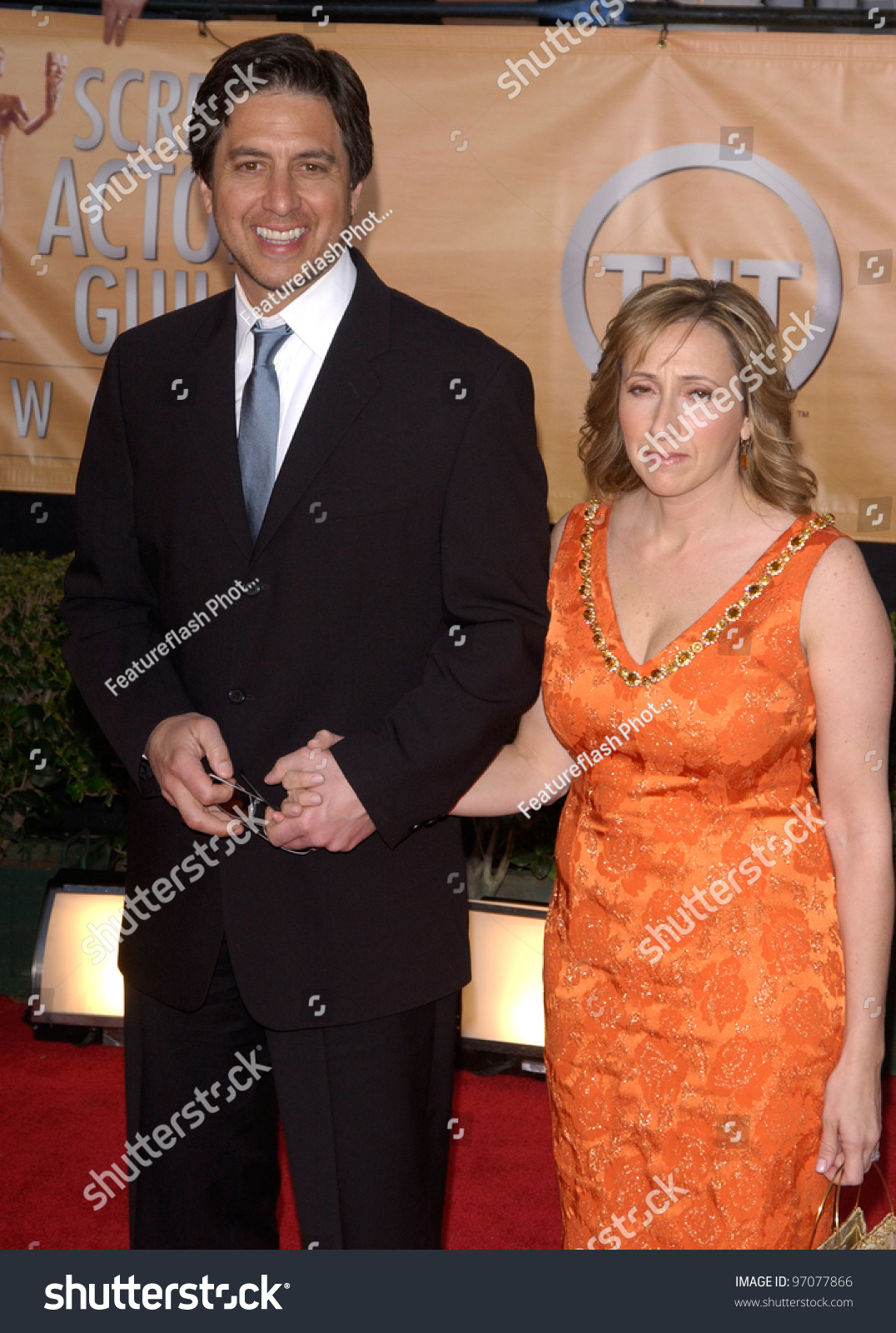 Feb 06, 2005: Los Angeles, Ca: Ray Romano & Wife At The 11th Annual ...