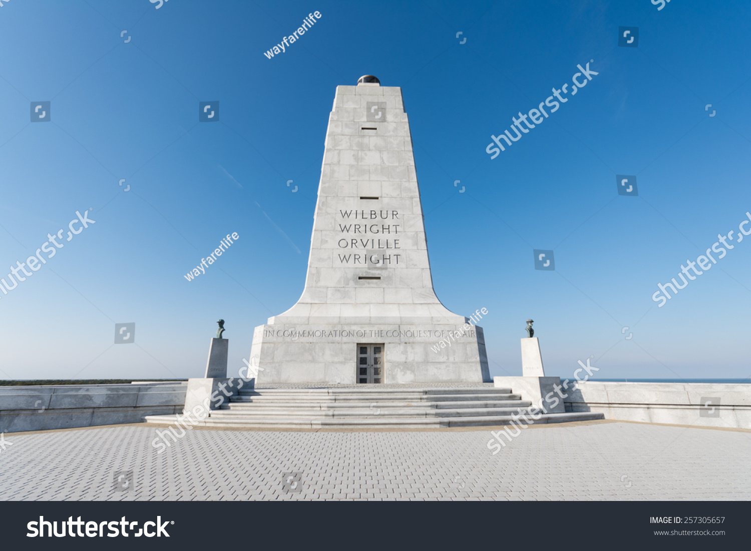 Wright Brothers National Memorial Images, Stock Photos & Vectors 