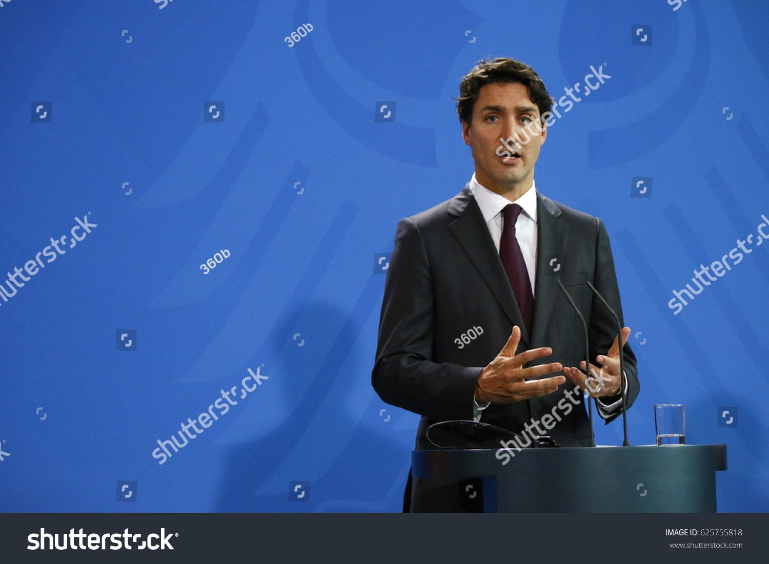 canada prime Rector justin trudeau Orthoepy