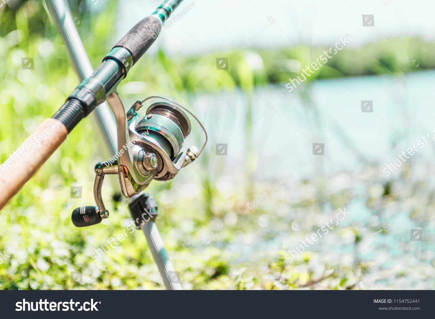 feeder rod reel