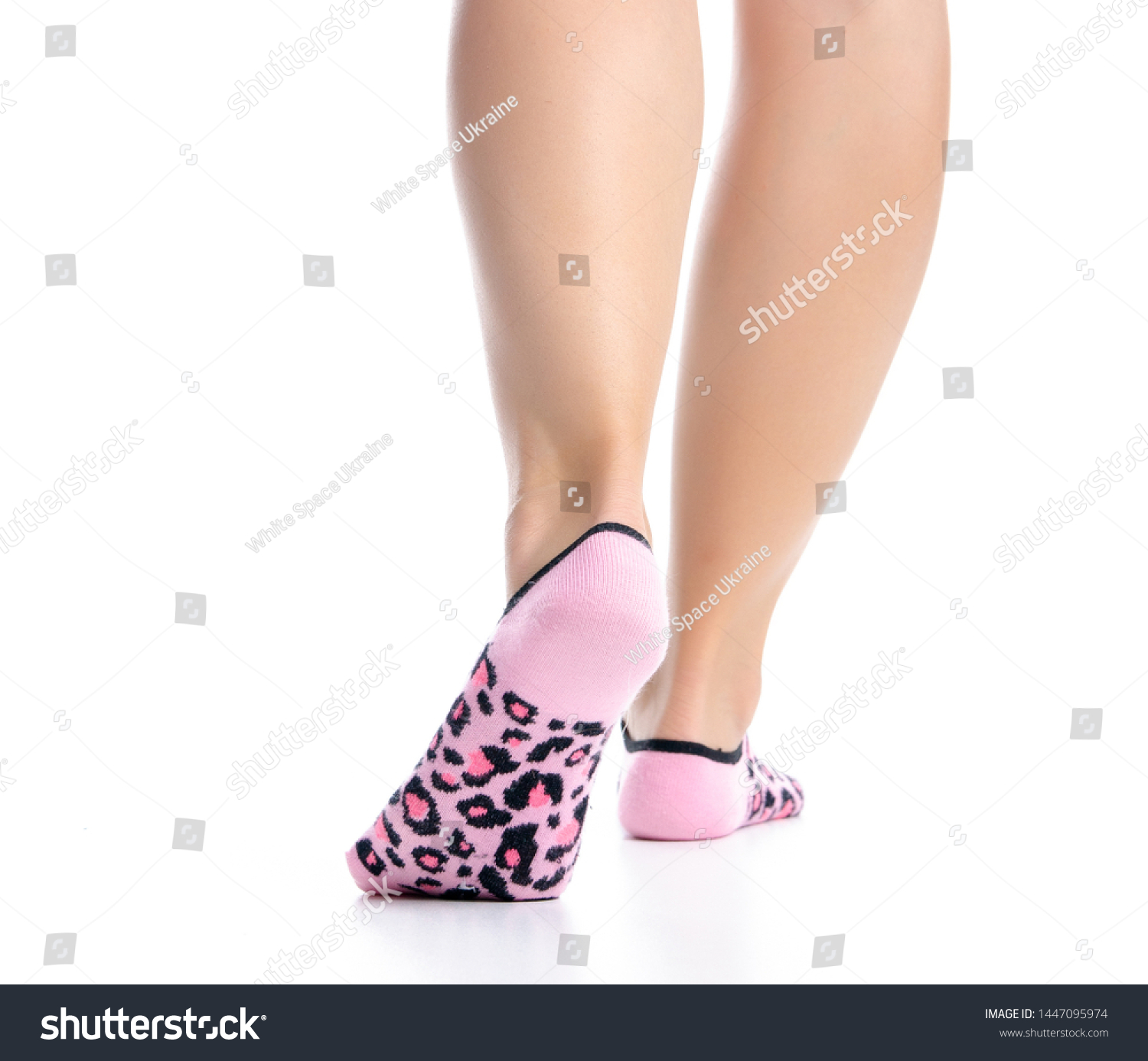 pink no show socks