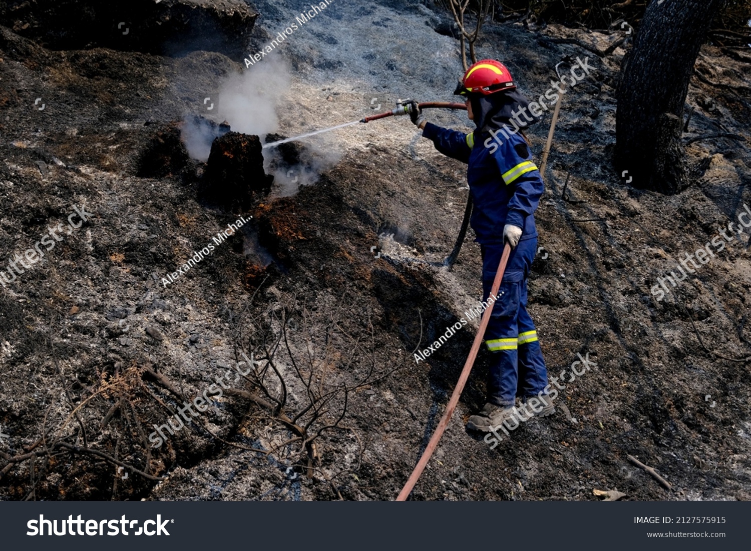 Female Firefighter Work During Blaze Varybobi Stock Photo 2127575915 ...