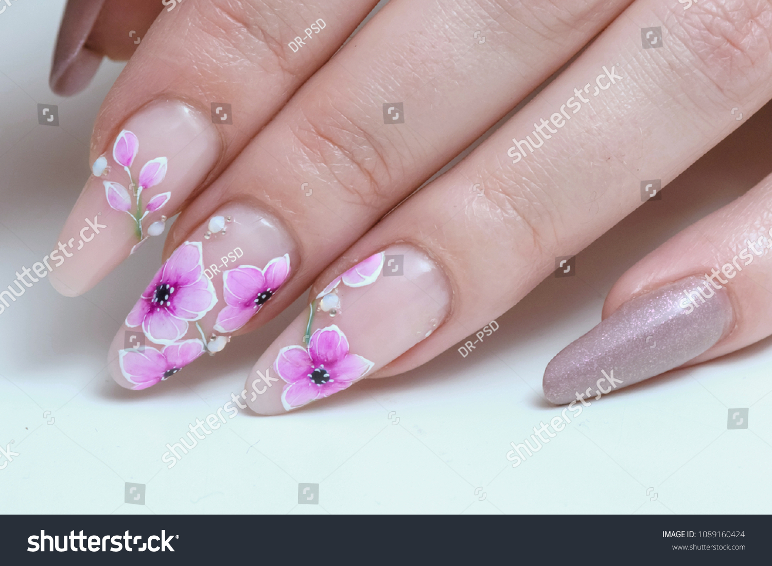 painted fingernails