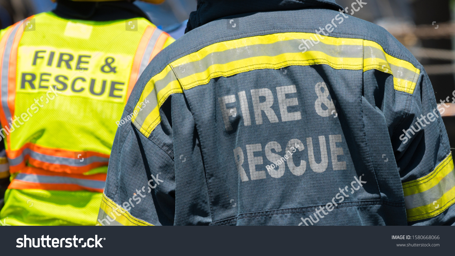 6-782-emergency-personnel-images-stock-photos-vectors-shutterstock